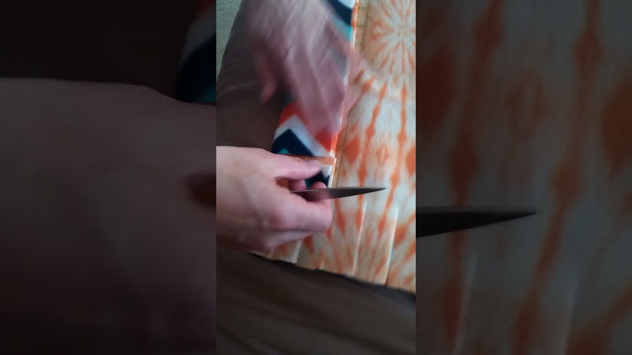 Cozy Up with a Knotted Fleece Blanket A Step-by-Step Guide to DIY Warmth 2 Cozy Up with a Knotted Fleece Blanket A Step-by-Step Guide to DIY Warmth